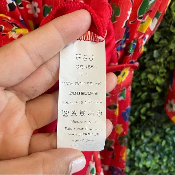 Holly & Joey Floral Red Dress - Picture 3 of 9